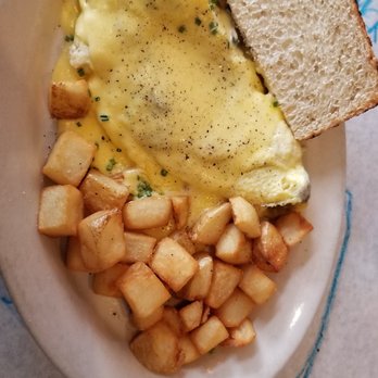 Mattina Bella Restaurant - Lump Crab Omelette - Breakfast & Brunch Near Me - Covington, Louisiana Mattina Bella Restaurant - Lump Crab Omelette - Breakfast & Brunch Near Me - Covington, Louisiana