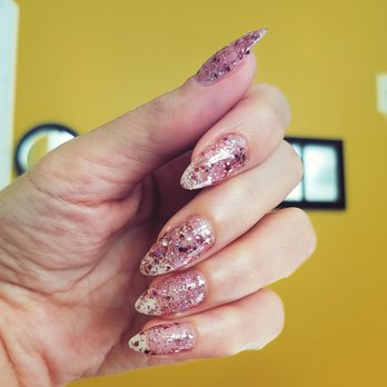 La Moda Nail and Spa - Gel mani on natural nails by Amy at La Moda in September 2016. - Nail Salons Near Me - Merchantville, New Jersey