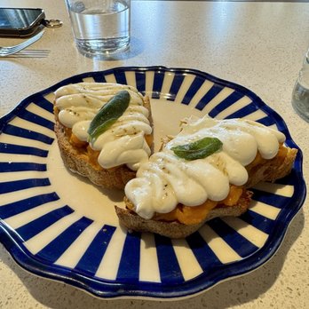 Eataly - Short Hills - Bruschetta with whipped Burrata, sweet potato and honey - Pizza Near Me - Millburn, New Jersey