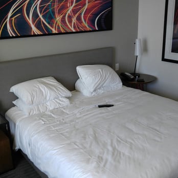 Hyatt Regency Bloomington - Minneapolis - King size bed - Hotels Near Me - Bloomington, Minnesota Hyatt Regency Bloomington - Minneapolis - King size bed - Hotels Near Me - Bloomington, Minnesota