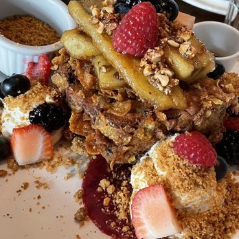 Catch 122 - Cornflake crusted French toast - Breakfast & Brunch Near Me - North Vancouver, British Columbia Catch 122 - Cornflake crusted French toast - Breakfast & Brunch Near Me - North Vancouver, British Columbia