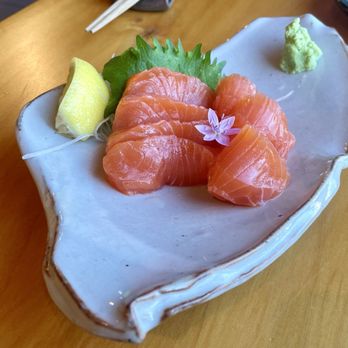 Izakaya Gama - Salmon sashimi - Izakaya Near Me - Point Arena, California Izakaya Gama - Salmon sashimi - Izakaya Near Me - Point Arena, California