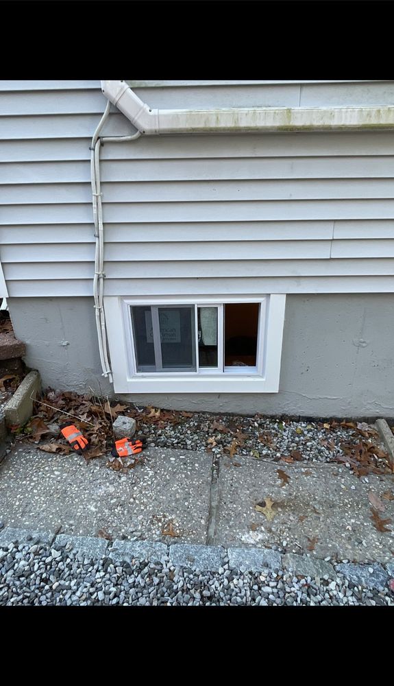 Slide of Contracting Kings