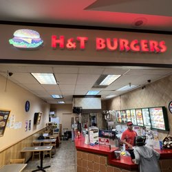 H & T Burgers - Entrance