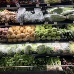 Mercado Mi Familia - Fresh selection