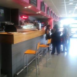 Centro Deportivo Municipal Siglo XXI - Interior cafetería