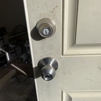 Professional Safe & Lock - Door from Garage to Side Yard ! Please don't look at the dirty door ! I'm getting everything painted ! - Keys & Locksmiths Near Me - Reno, Nevada