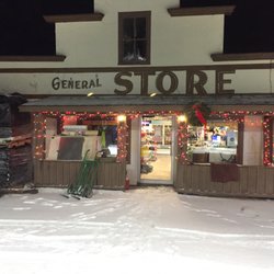 DeVooght’s General Store - Christmas Eve 2020 early before sunrise