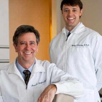 Distinctive Dentistry - Periodontists Near Me - Dallas, Georgia Distinctive Dentistry - Periodontists Near Me - Dallas, Georgia