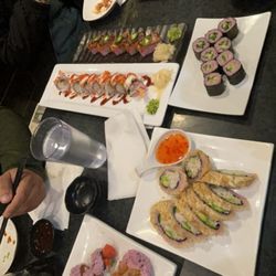 Sushi Well - Pink sushi rice