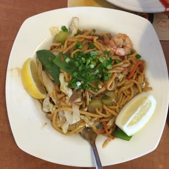 Max's Restaurant - Dillingham - Pancit Canton - Filipino Near Me - Honolulu, Hawaii Max's Restaurant - Dillingham - Pancit Canton - Filipino Near Me - Honolulu, Hawaii