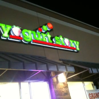 Yogurt Story - Outside - Ice Cream & Frozen Yogurt Near Me - Weatherford, Texas