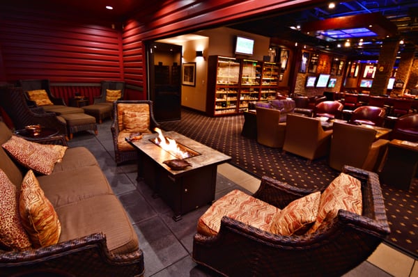 Smokey Joe S Cigar Lounge 63 Photos 79 Reviews Lounges