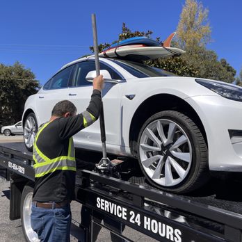 Xpress Towing - Towing Near Me - Santa Cruz, California Xpress Towing - Towing Near Me - Santa Cruz, California
