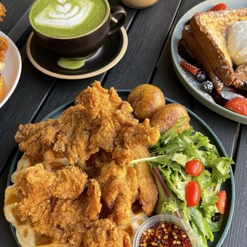 Wara Cafe - Fried chicken croffle / Shrek latte / Iced Spanish latte - Cafes Near Me - Chino, California Wara Cafe - Fried chicken croffle / Shrek latte / Iced Spanish latte - Cafes Near Me - Chino, California