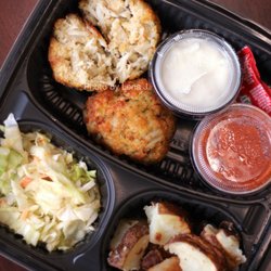 Jay's Deli & Catering - Chesapeake Personal Meal Box ($26.99) - Jumbo lump Maryland crab cake with roasted potatoes, coleslaw, cocktail and tartar sauces