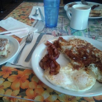 Don's Country Kitchen - Homemade coffee cake! - Breakfast & Brunch Near Me - Carlsbad, California