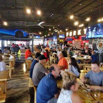 Porky's Backyard - Inside Porkys - Food Trucks Near Me - Humble, Texas Porky's Backyard - Inside Porkys - Food Trucks Near Me - Humble, Texas
