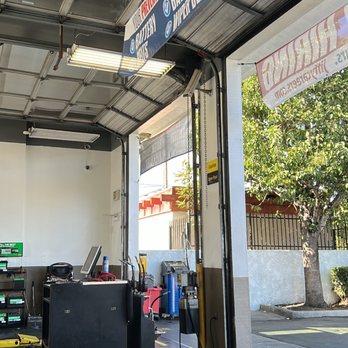 Jiffy Lube Oil Change - Oil Change Stations Near Me - Van Nuys, California Jiffy Lube Oil Change - Oil Change Stations Near Me - Van Nuys, California