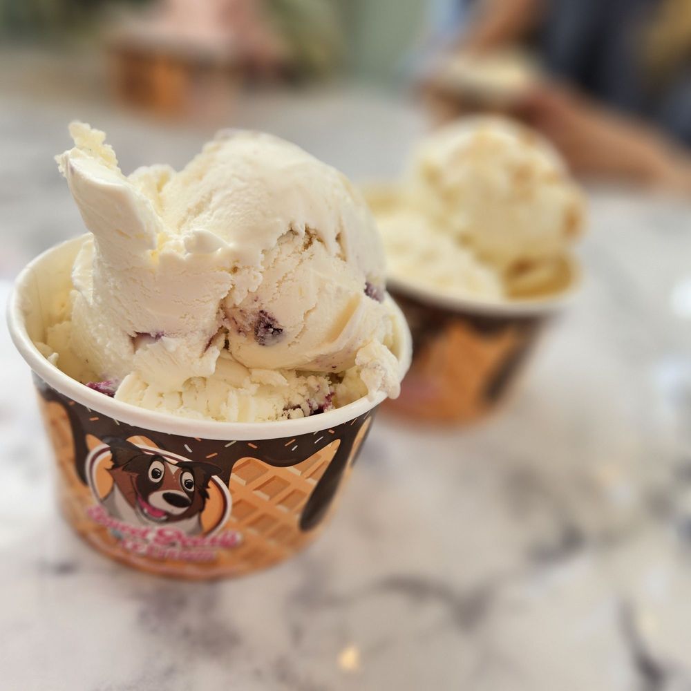 Sweet Pearl's Ice Cream Logo