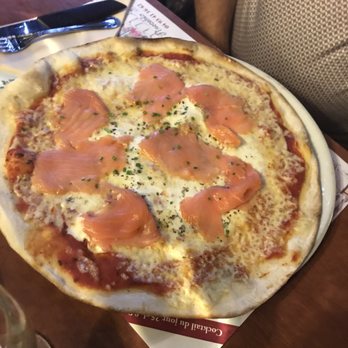 Le Pinocchio - Salmon pizza - Pizza Near Me - Èze, 06