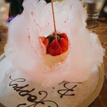 H Tasting Lounge - Cotton candy strawberry cheesecake - Lounges Near Me - Vancouver, British Columbia