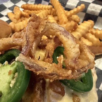 Firehouse Bar And Grill - Bash Burger - Bars Near Me - St. Clair Shores, Michigan