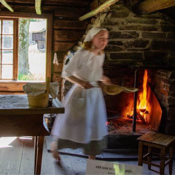Norsk folkemuseum - Woman baking bread - Museums Near Me - Oslo, 03