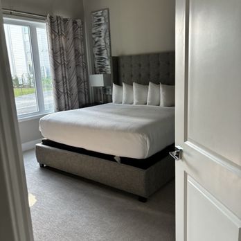 Spectrum+ - Master bedroom - Condominiums Near Me - Kissimmee, Florida Spectrum+ - Master bedroom - Condominiums Near Me - Kissimmee, Florida