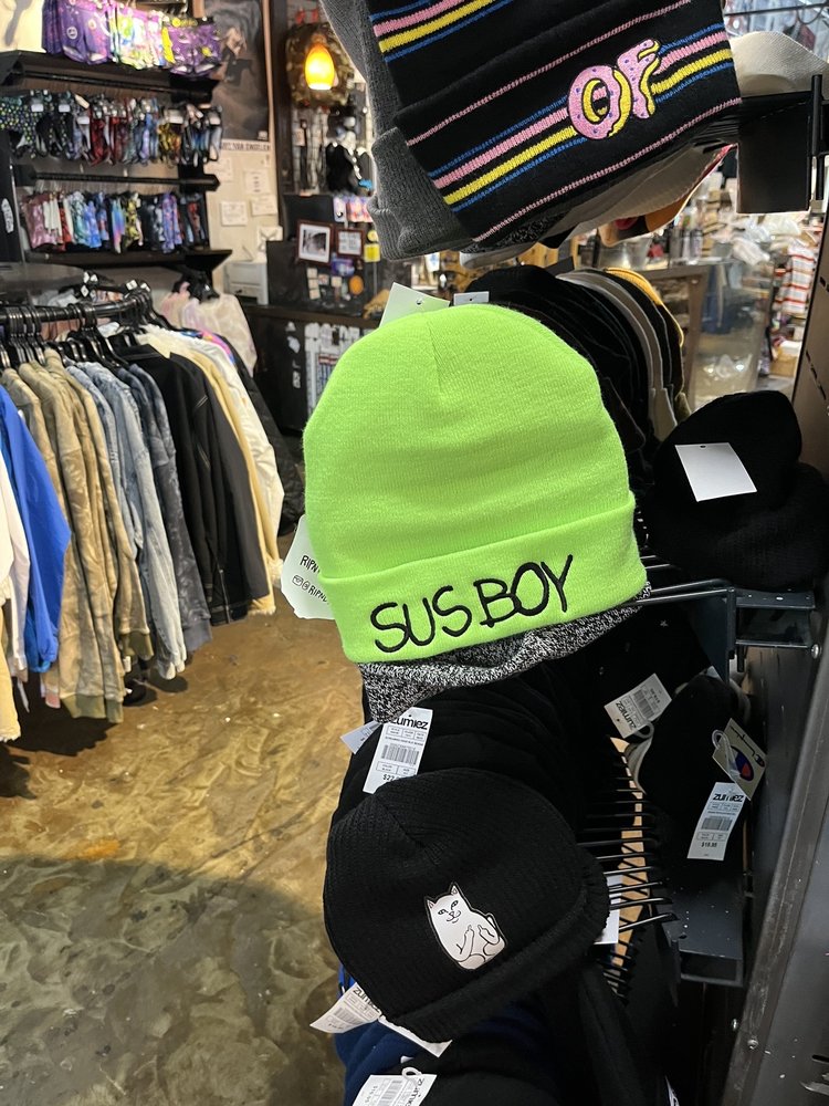 ZUMIEZ Updated July 2024 20 Photos & 24 Reviews 2200 Eastridge Lp