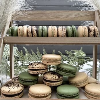 Hanna's Chocolates - a display of macarons - Chocolatiers & Shops Near Me - Pleasanton, California