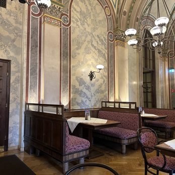 Café Central - Gorgeous interior - Cafes Near Me - Vienna, 9 Café Central - Gorgeous interior - Cafes Near Me - Vienna, 9