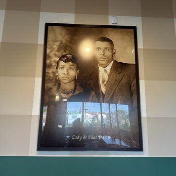 Dulan's On Crenshaw - Soul Food Near Me - Los Angeles, California Dulan's On Crenshaw - Soul Food Near Me - Los Angeles, California