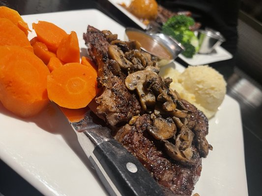 Annie's Paramount Steak House by null