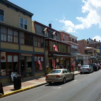 Chapman Gallery - East State Street on the 5th of July 2013 - Art Galleries Near Me - Doylestown, Pennsylvania