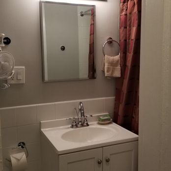 Just Passing Through - One bedroom apartment - Real Estate Services Near Me - Chicago, Illinois