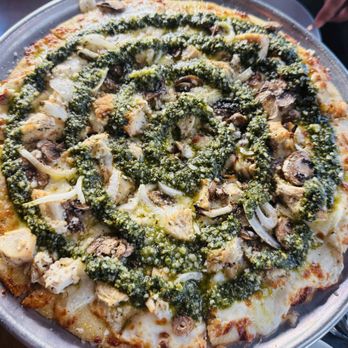 Little Star Pizza - Pesto Chicken Pizza - Pizza Near Me - Albany, California Little Star Pizza - Pesto Chicken Pizza - Pizza Near Me - Albany, California