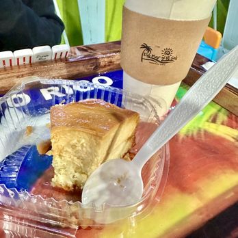 Del Mar y el Sol Tropical Cafe - Flancocho Cake dessert - Puerto Rican Near Me - Berwick, Pennsylvania