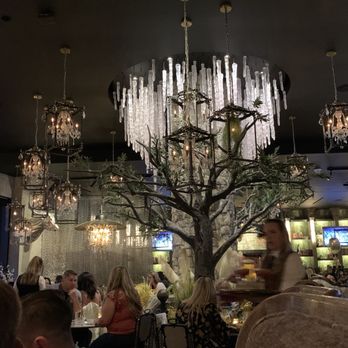 Wolf by Vanderpump at Caesars Republic Lake Tahoe - American Near Me - Stateline, Nevada