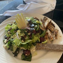 Maxfields - Pear and pecan salad. Light but super flavorful.
