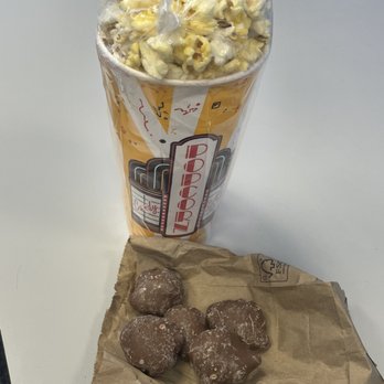 William's Candy Shop - Small popcorn  chocolate covered peanuts - Candy Stores Near Me - Brooklyn, New York
