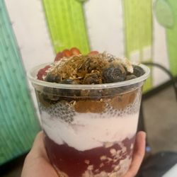 Roots Bowls - 24oz Create Your Own Açaí Bowl