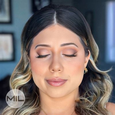 My Inner Looks - Captivate with every glance—My Inner Look crafts the perfect eye makeup, blending precision liner and lush lashes for a look that truly dazzles. My Inner Looks - Captivate with every glance—My Inner Look crafts the perfect eye makeup, blending precision liner and lush lashes for a look that truly dazzles.