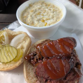 Low Point Barbecue - Brisket sausage sammndwich - Barbeque Near Me - Laredo, Texas