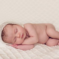 Kimmie W Photography - NYC Newborn Photographer