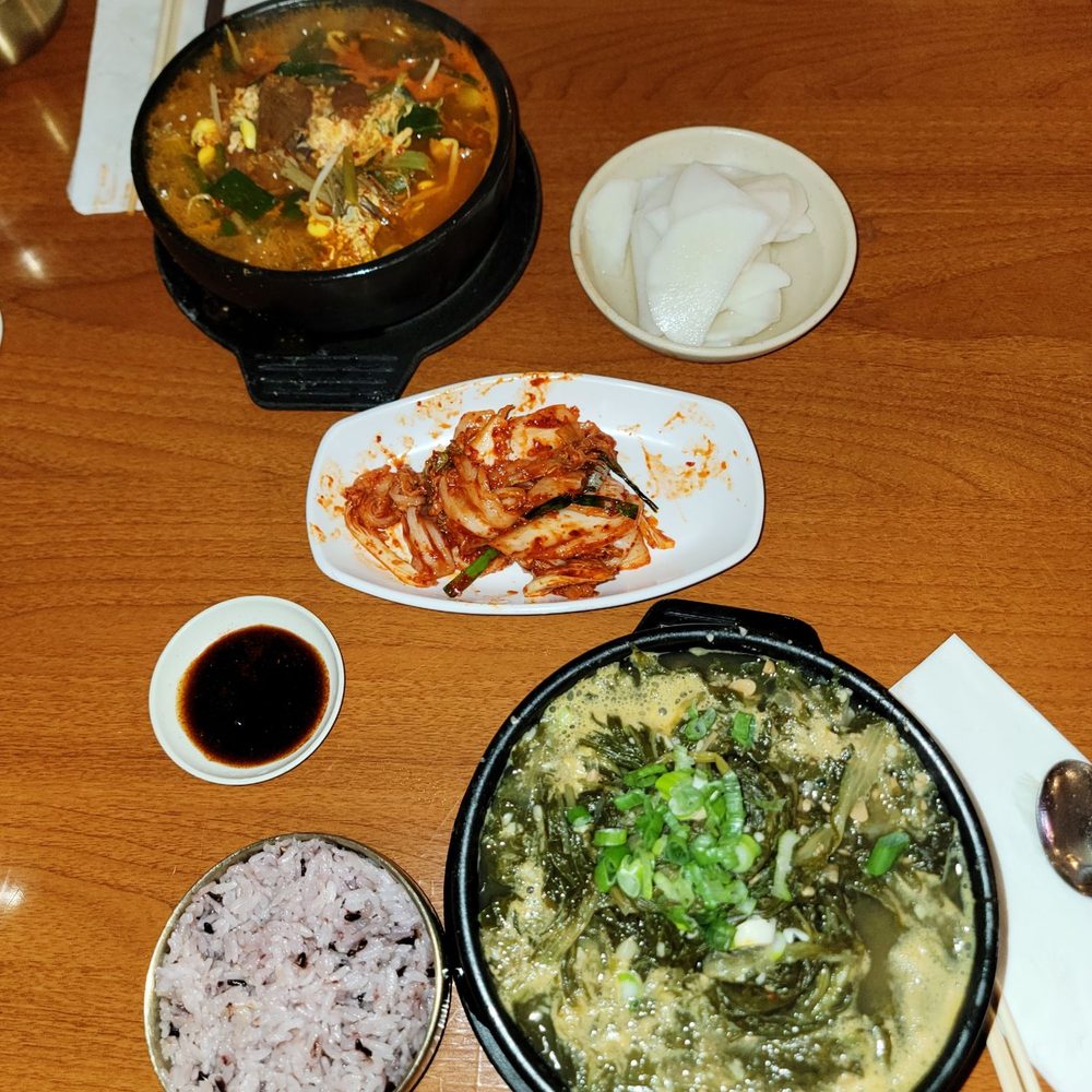 Olympic Noodle - Spicy beef stew (top)육개장, galbi stew with uegoji 우거지 갈비탕 - Korean Near Me - Los Angeles, California Olympic Noodle - Spicy beef stew (top)육개장, galbi stew with uegoji 우거지 갈비탕 - Korean Near Me - Los Angeles, California