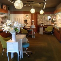 Highland Optical - Photo