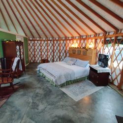 Yale Manor B&B and Yurts - King bed in Keuka yurt