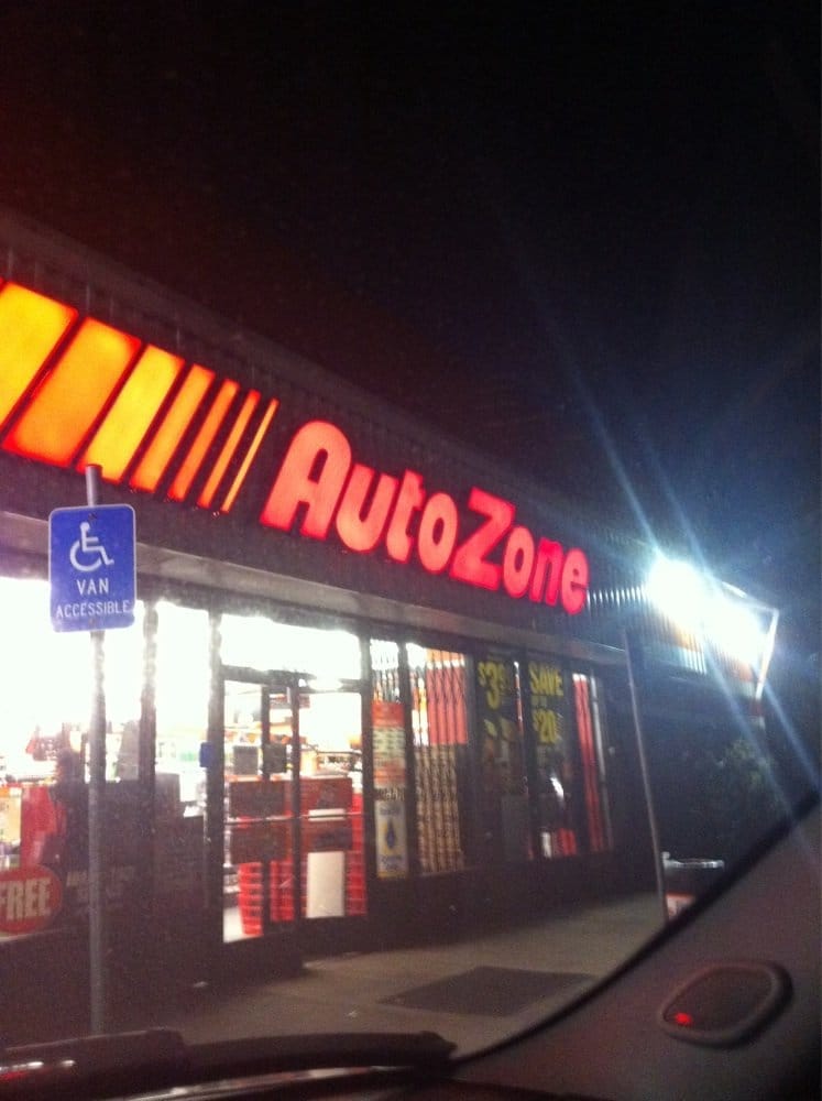 AUTOZONE AUTO PARTS 17 Reviews 2865 National Ave, San Diego
