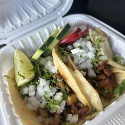 Mi Casita Taqueria - 2 al pastor tacos